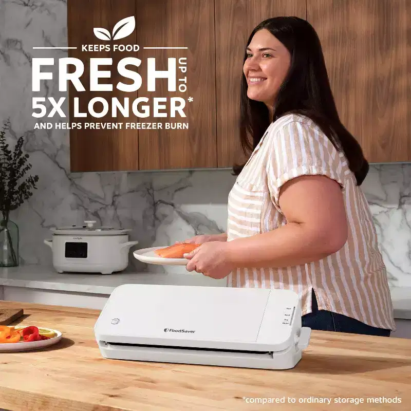 FoodSaver Select Vacuum Sealer with Bags and Roll Oatmilk VS2120: 5-Year Warranty, Plastic, Spot Clean, 6.9 lbs, 17.9" Width