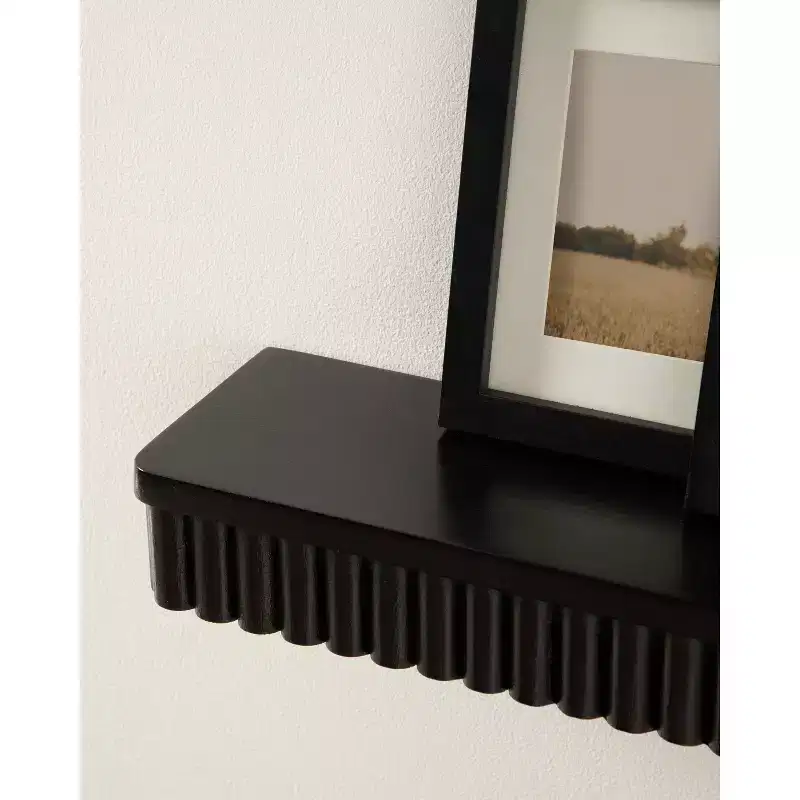 Kate & Laurel All Things Decor Set of 2 Reid Ribbed Floating Shelves Black