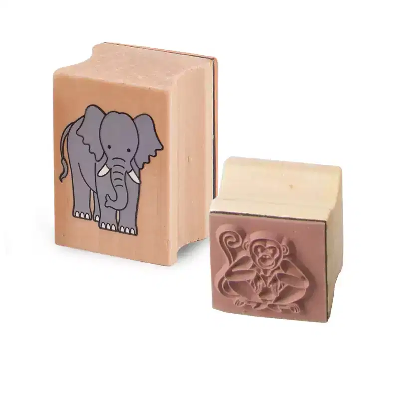 Melissa & Doug Stamp-a-Scene Stamp Set: Rain Forest - 20 Wooden Stamps, 27-Piece Set for Kids, Animals Theme