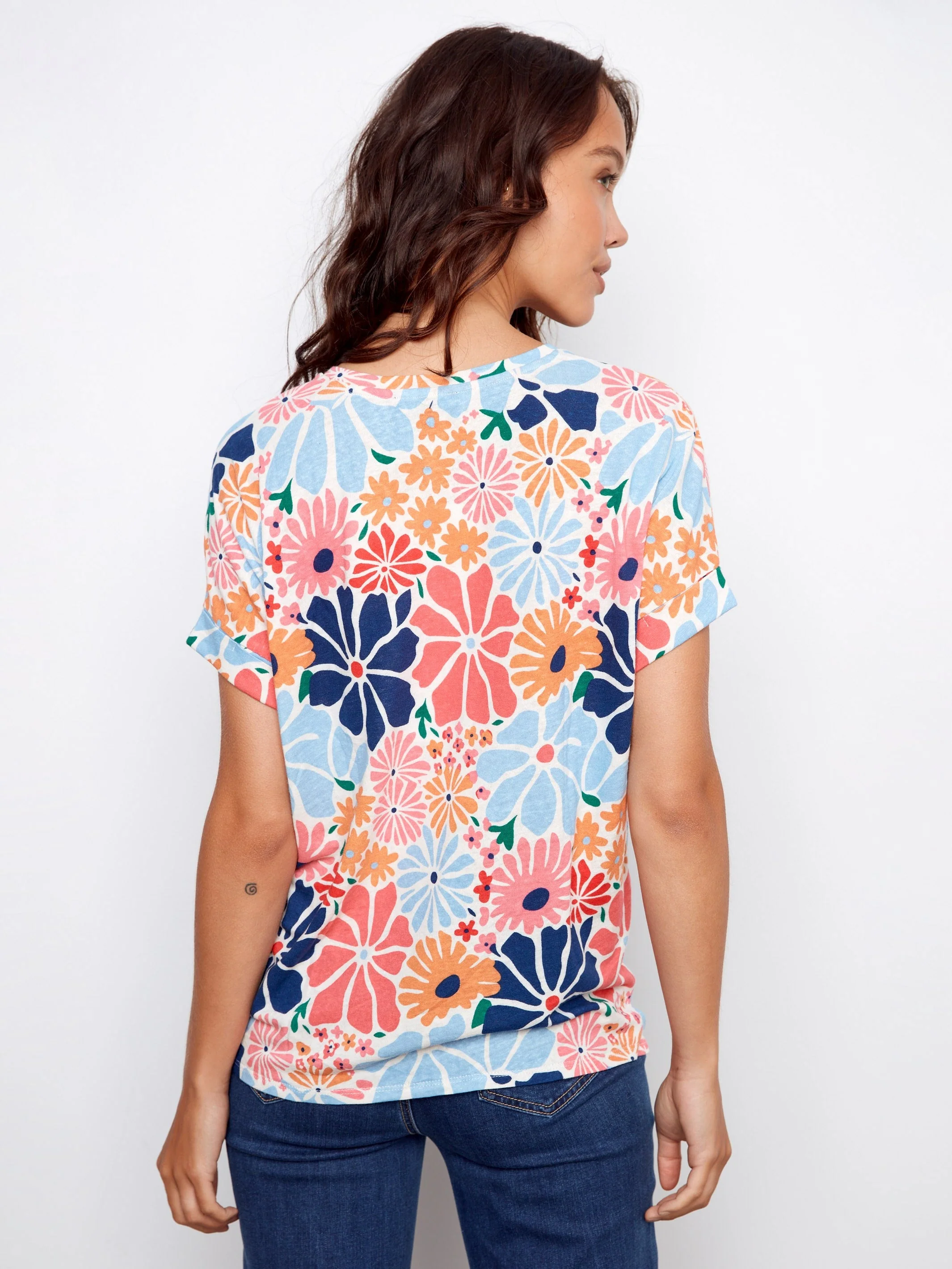 Printed Short Sleeve V-Neck T-Shirt - Retro Floral