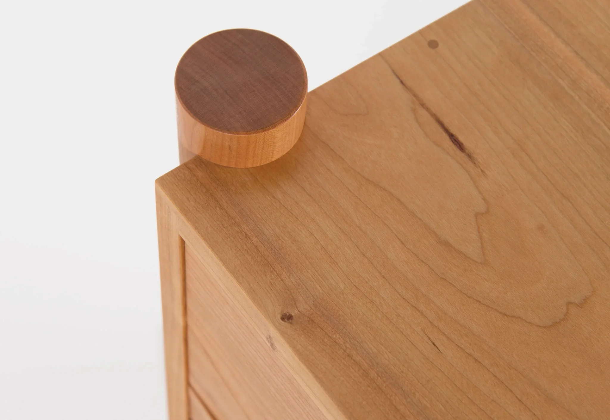 Dresser - Horizontal - From its tapered legs and exposed end grain to its elliptical drawer pulls, the is confident in