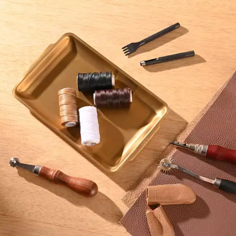 VEVOR Leather Working Tools Kit, 61 PCS Leather Craft Tools with Portable Canvas Storage Bag, Engraving Punching Sewing Stamping Sanding Tools, Black