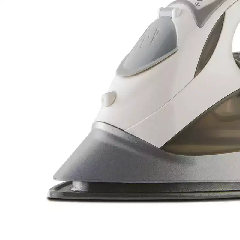 Brentwood Steam Iron With Retractable Cord
