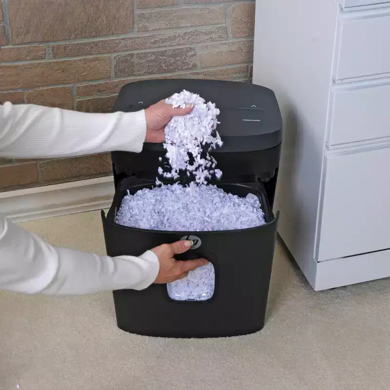 HP HP-MC125 12-Sheet Microcut Shredder