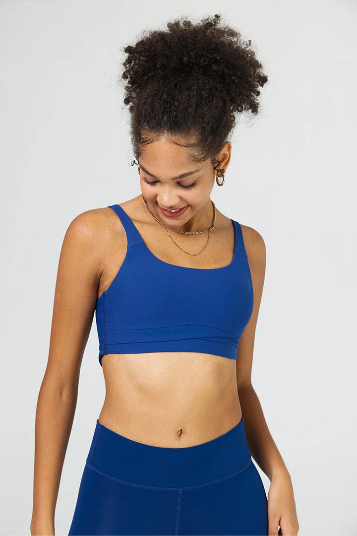 Women's Chic Strappy Sports Bra