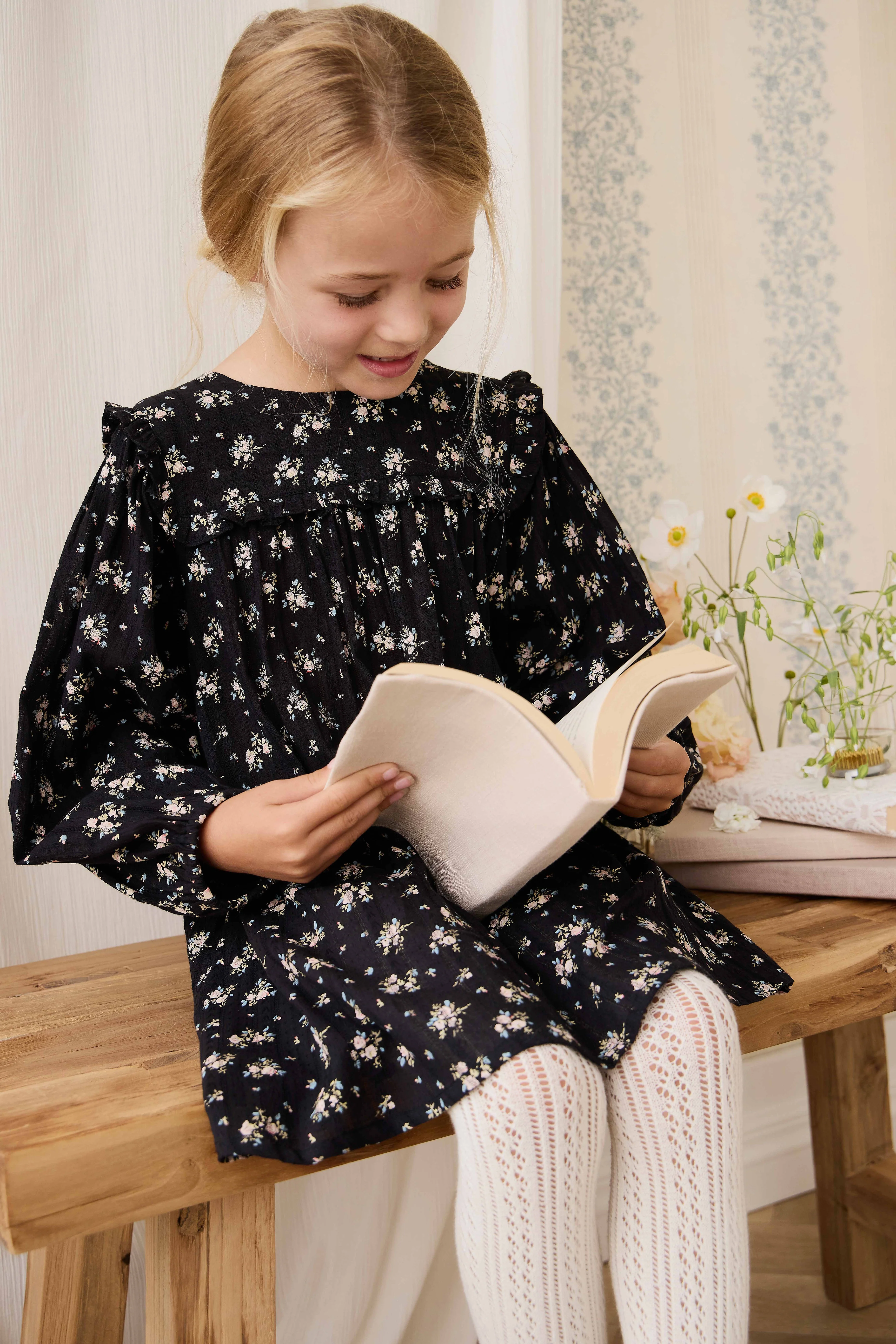 Parchment Combed Cotton Tights with Gentle Stretch & Smooth Classic Fit