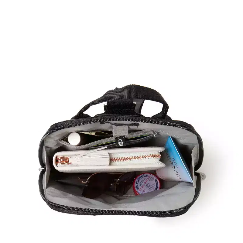 baggallini Women's Memphis Convertible Backpack