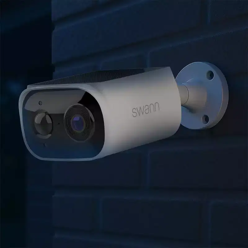 Swann EVO Outdoor Cam with Integrated Solar Panel