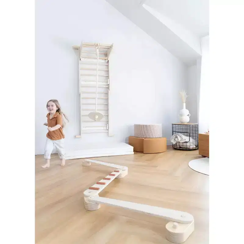 Coco Village - Montessori 2-in-1 Triangle & Wall Climber