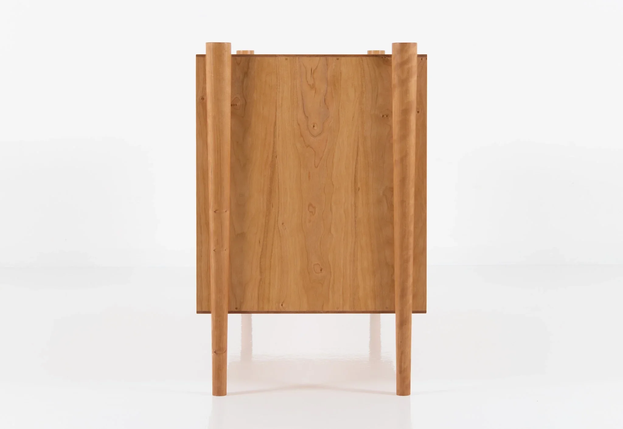 Dresser - Horizontal - From its tapered legs and exposed end grain to its elliptical drawer pulls, the is confident in