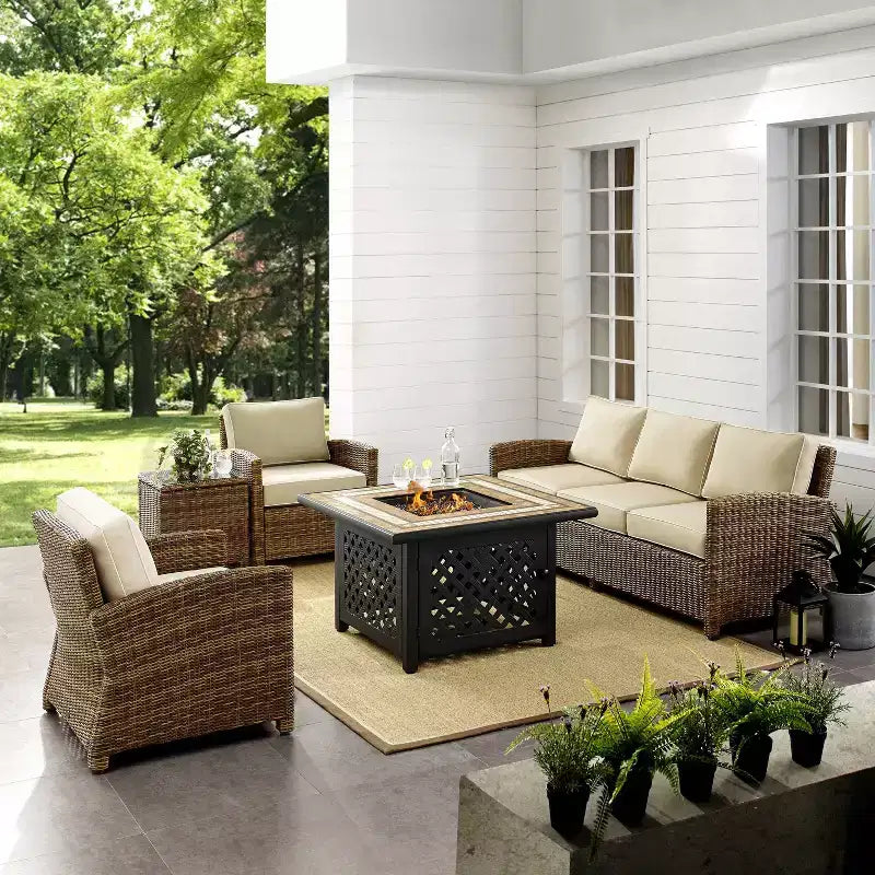 Bradenton 5pc Outdoor Wicker Conversation Set with Fire Table - Crosley