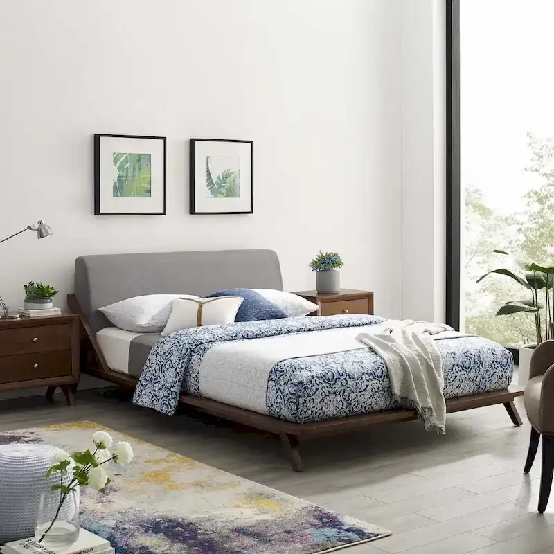 Luella Queen Upholstered Fabric Platform Bed