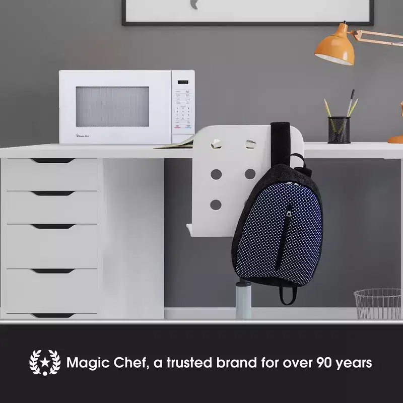Magic Chef Countertop Microwave Oven with 6 Cook Modes & 11 Power Levels