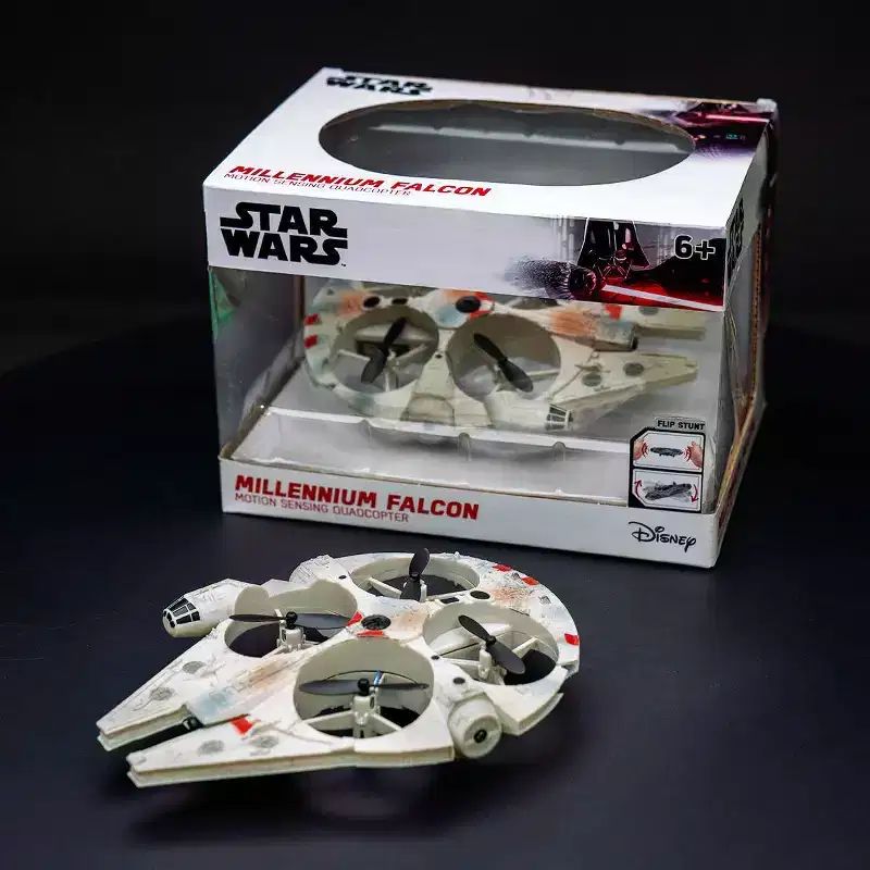 World Tech Toys Star Wars Millennium Falcon Motion Sensing Drone Quadcopter